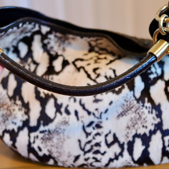 Authentic Brahmin Black\White Shoulder Bag Leather & Fur - Picture 7 of 12